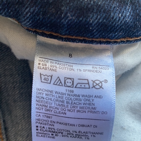 Old Navy Extra High Rise Sky-Hi Straight Jean Button Fly Blue Denim Size 8 - Picture 4 of 8